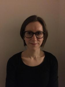 b_400_300_16777215_00_images_stories_com_form2content_p1_f30_Ceri_Brierley_headshot_small.jpeg